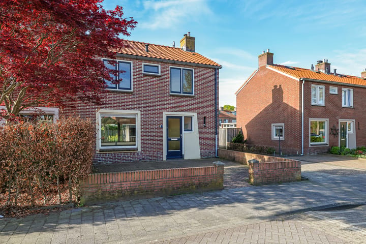 Foto 4 van van Limburg Stirumlaan 78
