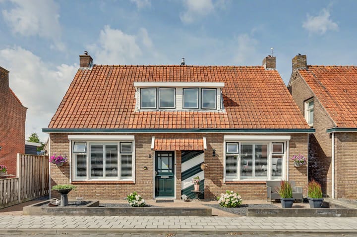 Photo 4 of Slotstraat 2