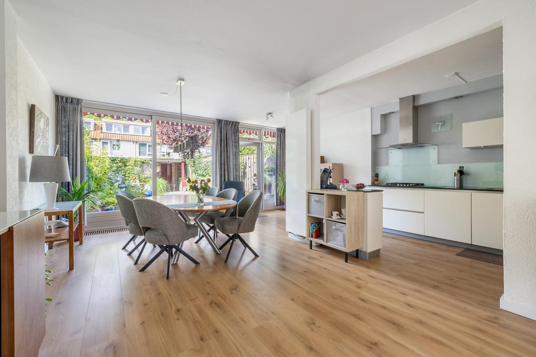 Photo 22 of Hardenbroekstraat 12