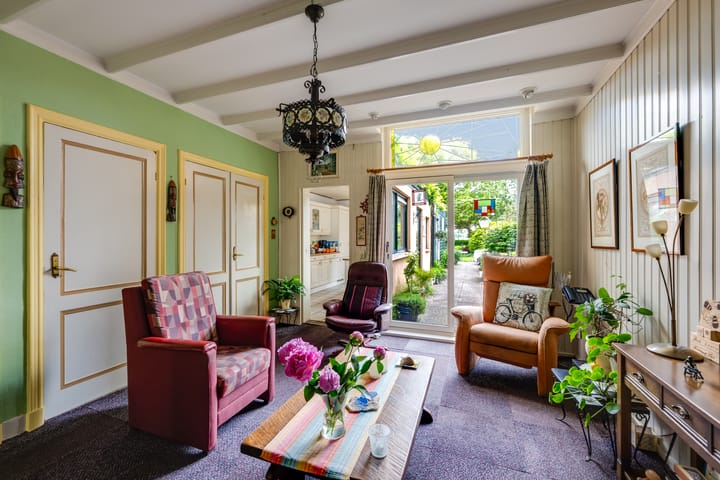 Tussenwoning te koop: Bieberglaan 9, Breda