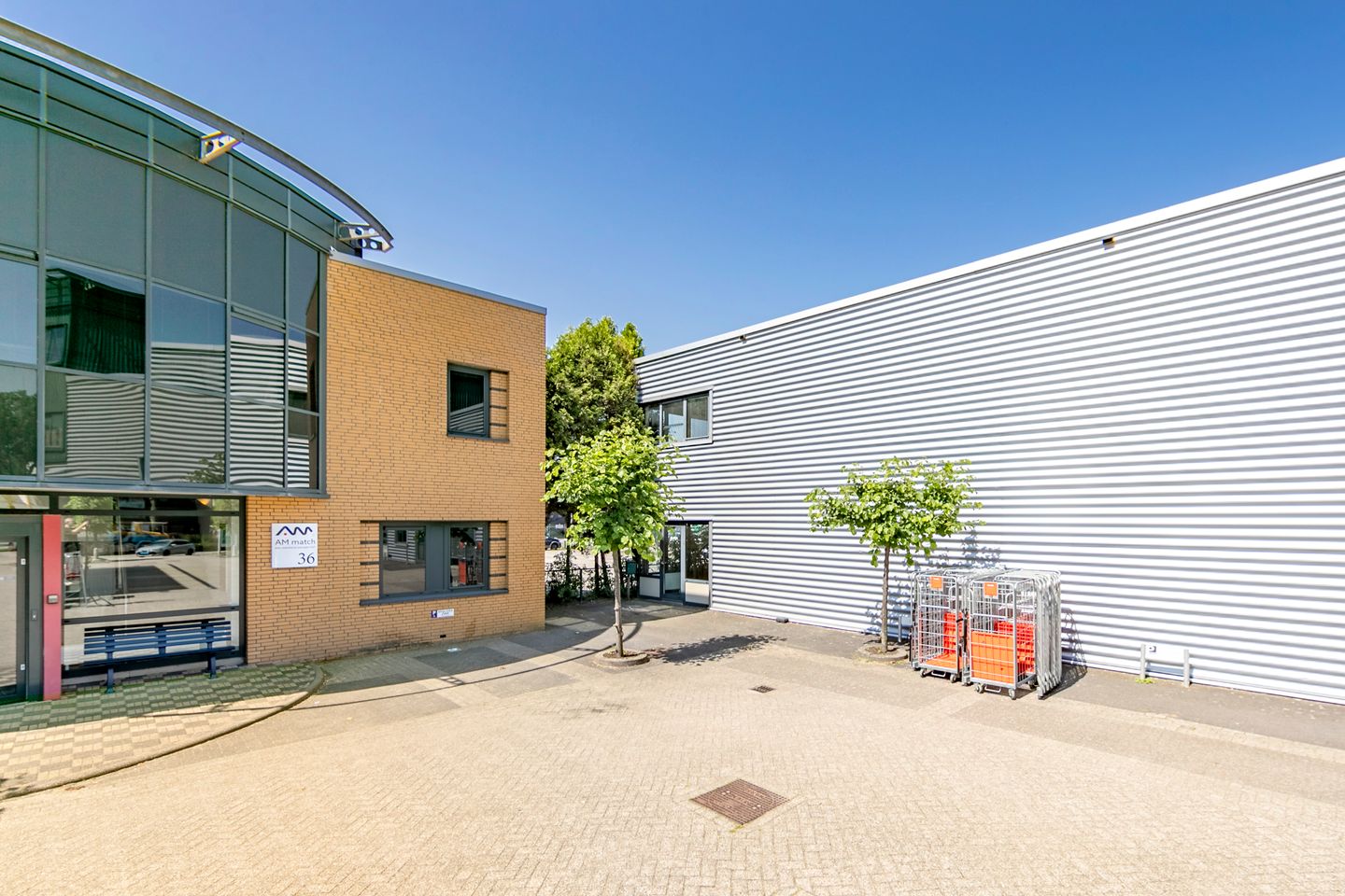 Bekijk foto 2 van Wijkermeerstraat 38-A