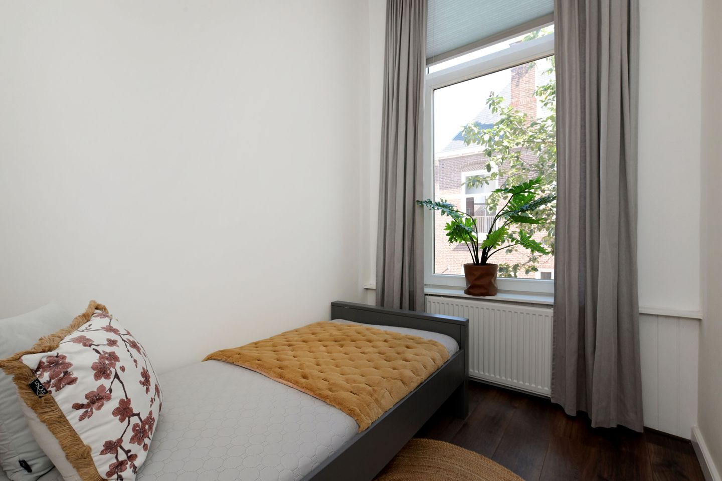 Photo 25 of Frederik Ruyschstraat 67
