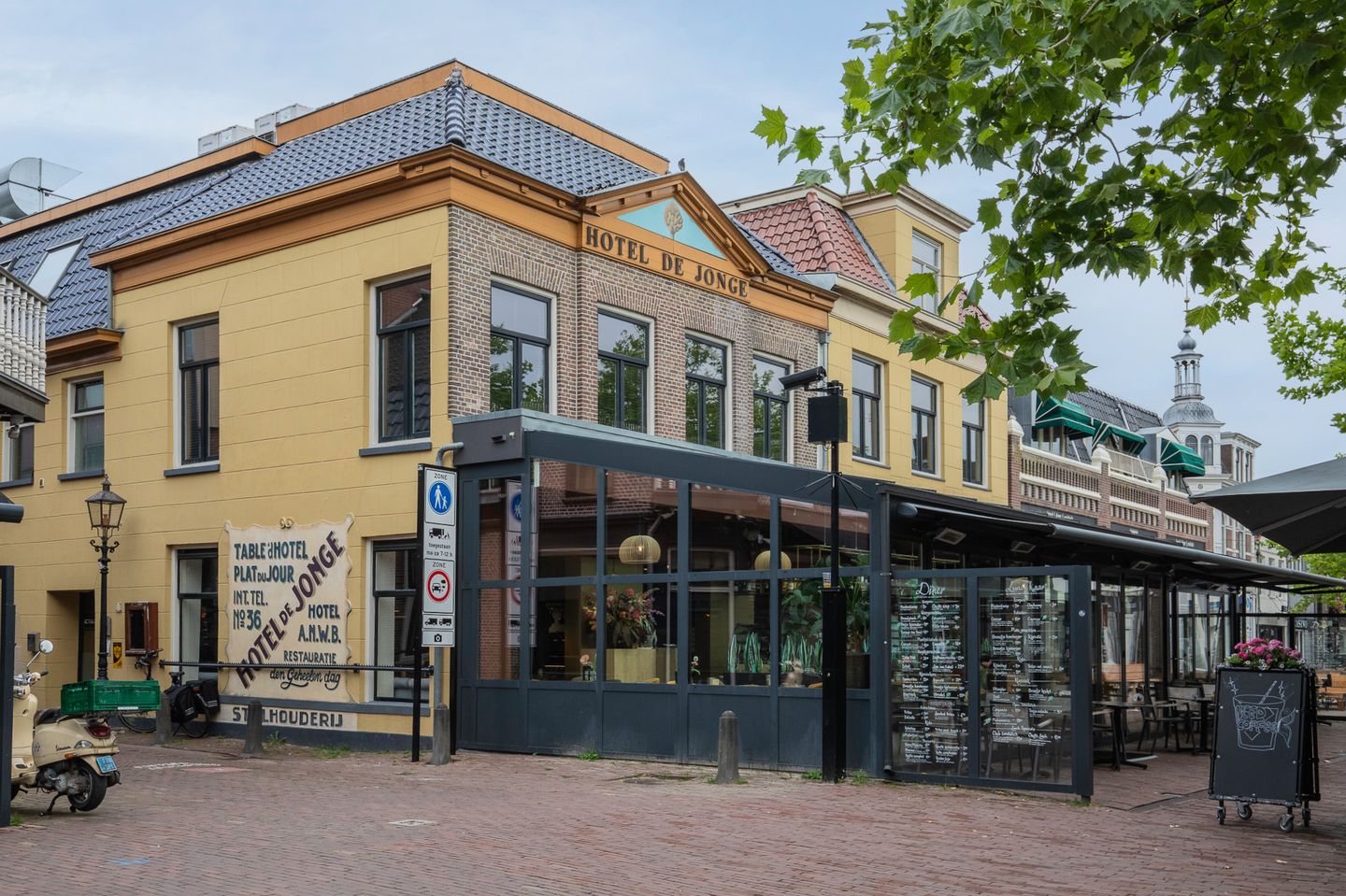 Bekijk foto 1 van Brinkstraat 85