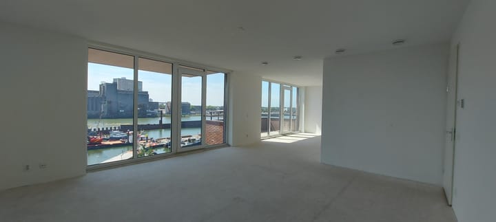 Appartement te huur: Maashavenweg 62, Rotterdam