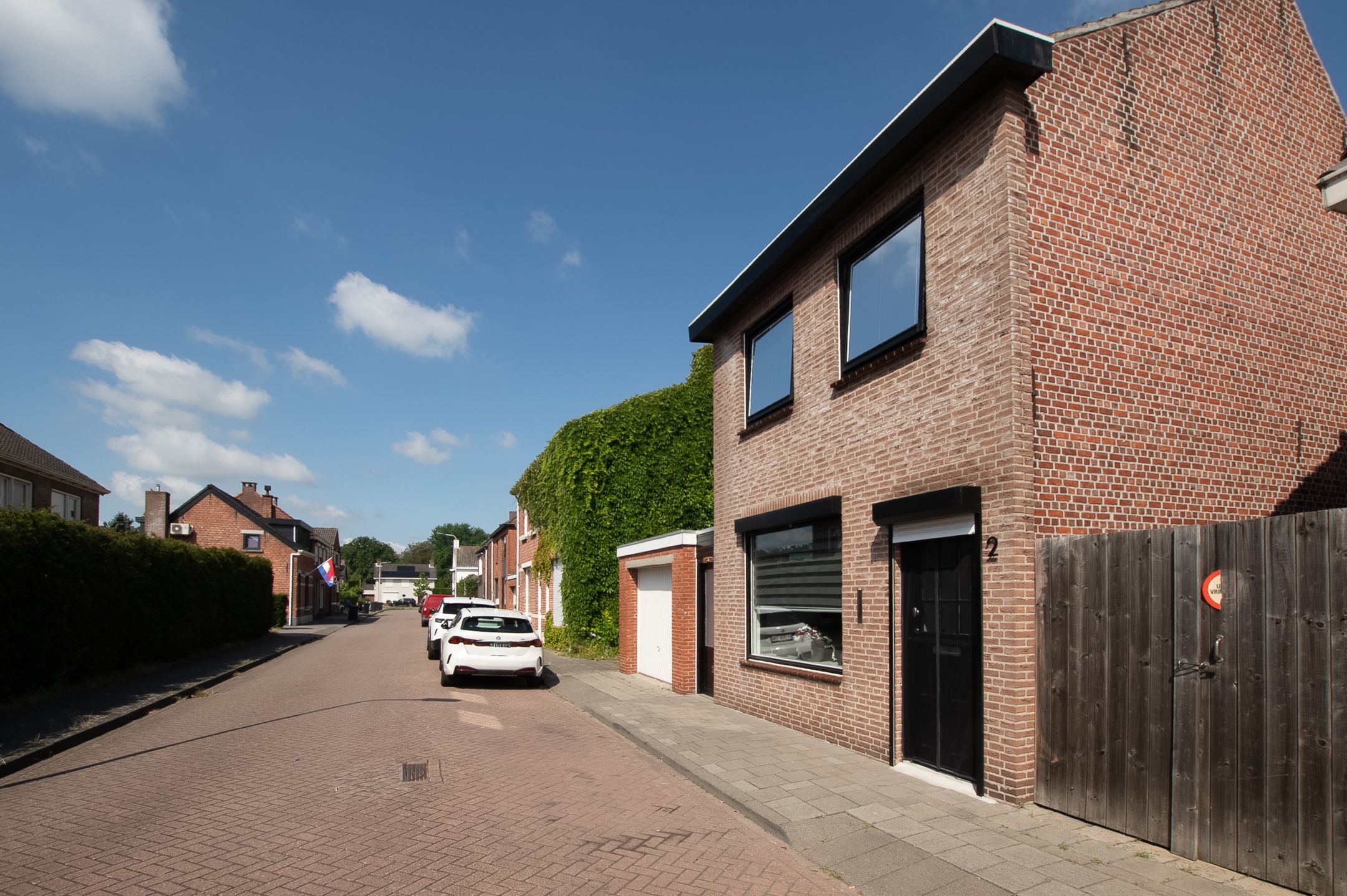 Photo 30 of Graaf Moretuslaan 2
