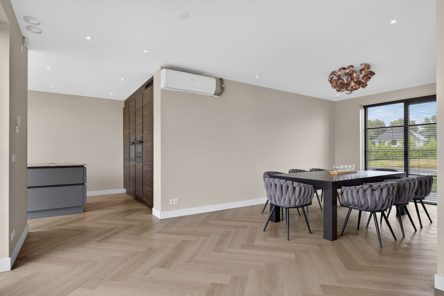 Photo 19 of William Jamesstraat 25