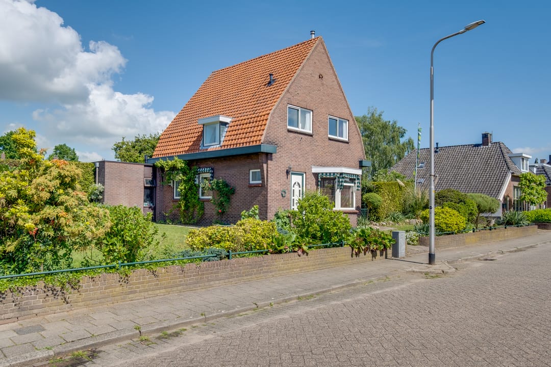 Foto 32 van Albert Hahnweg 86