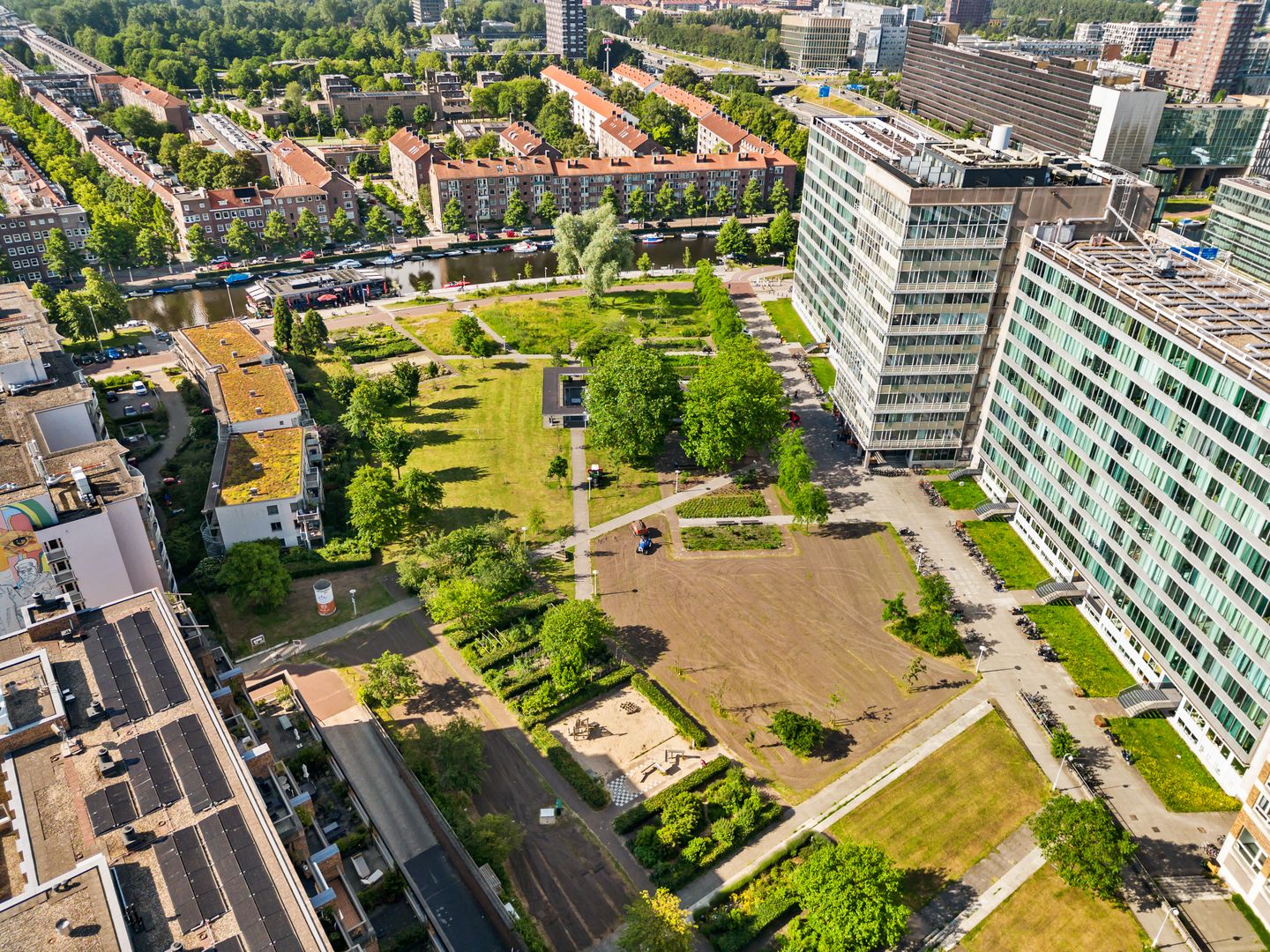 Photo 19 of Bos en Lommerplantsoen 19-C