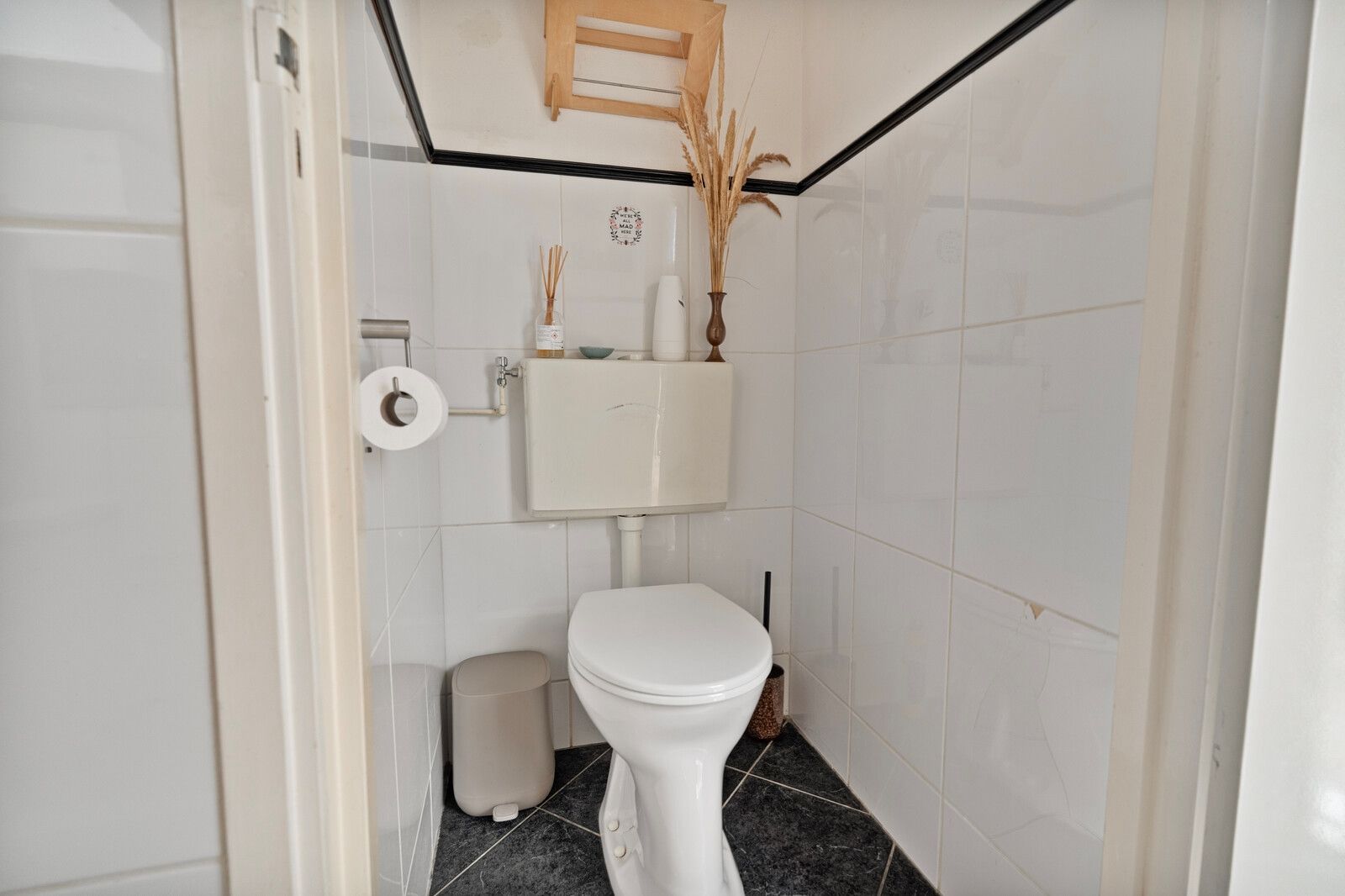 Photo 12 of Begoniastraat 61