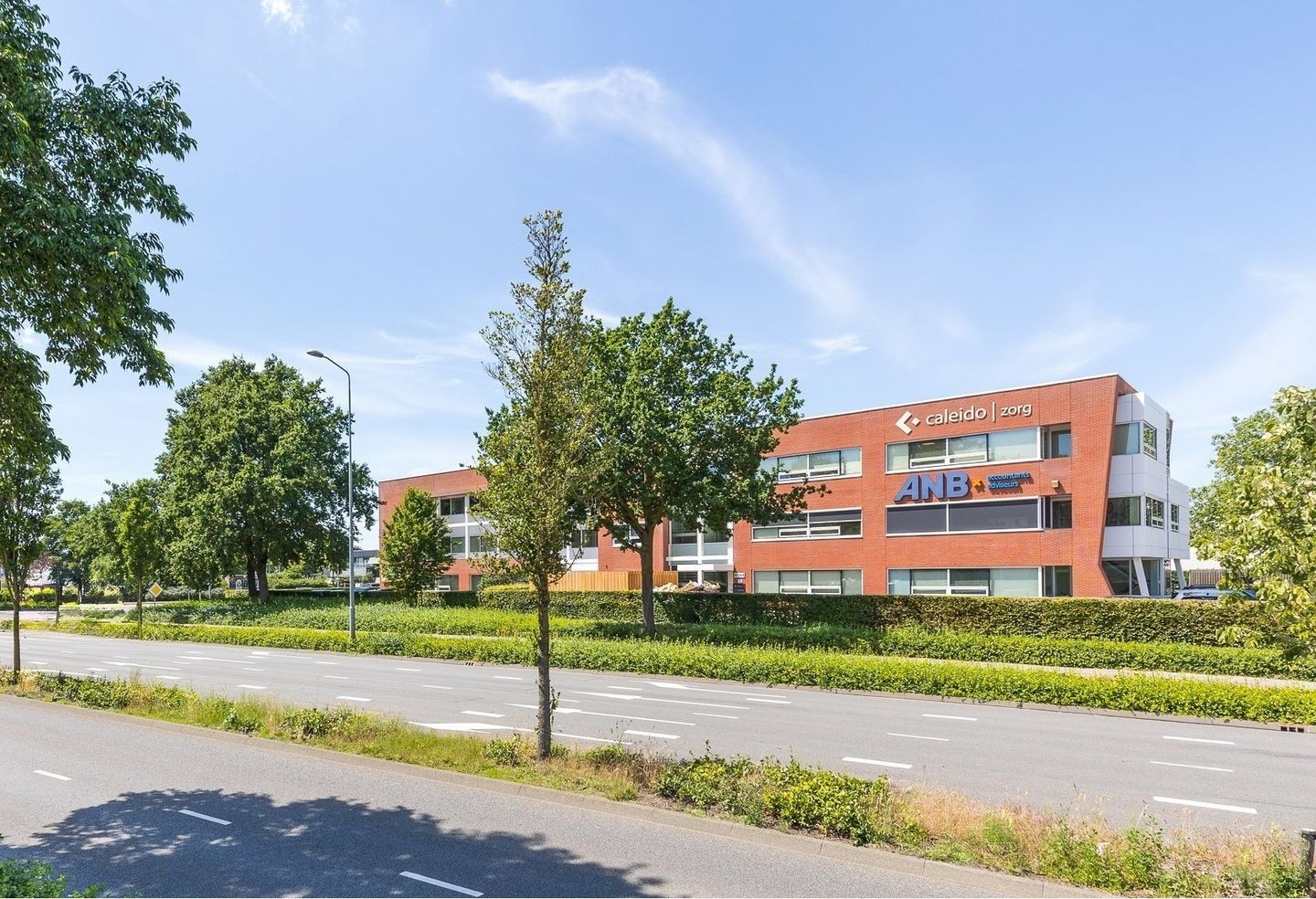 View photo 1 of Beemdstraat 50