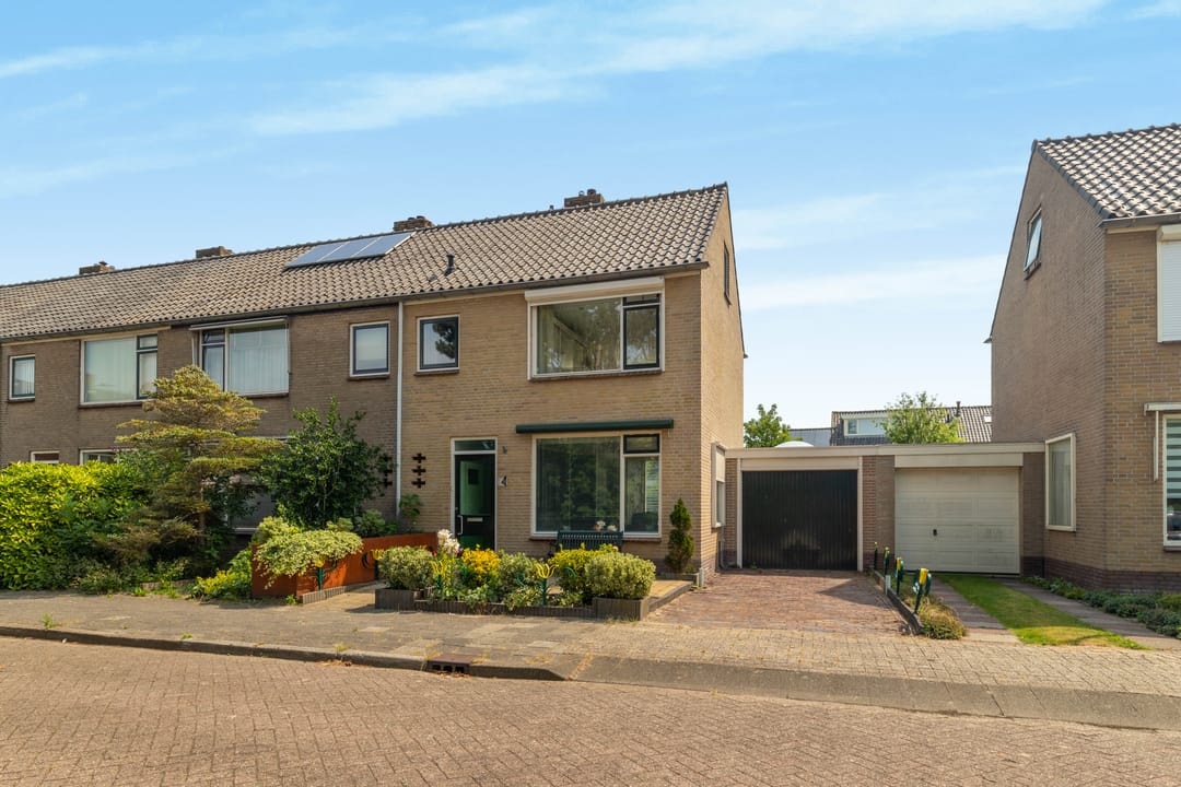 Foto 1 van Sparrenlaan 8