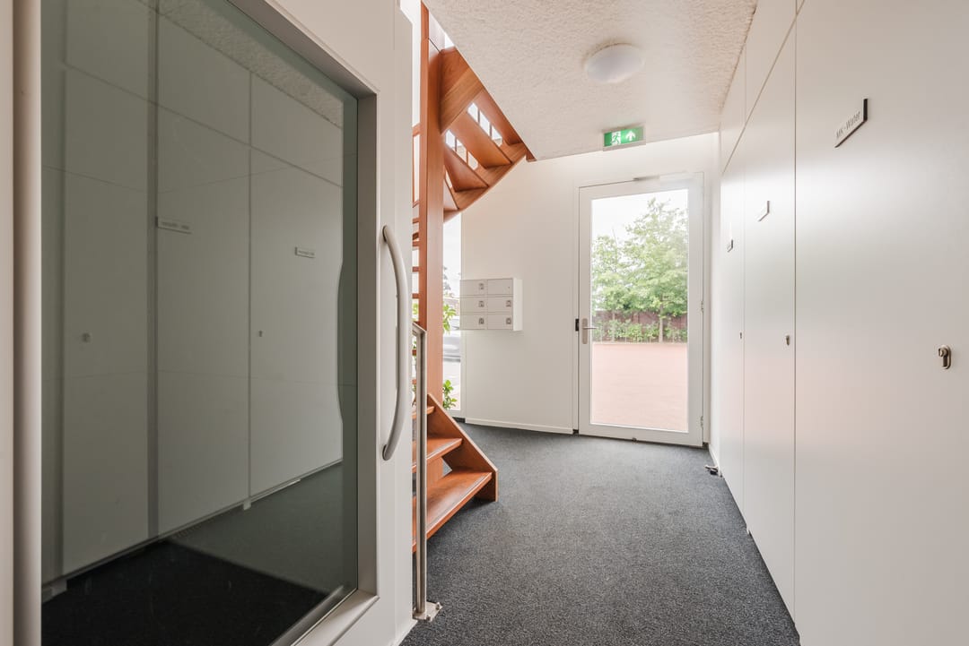 Photo 8 of Nieuwendijk 28-G