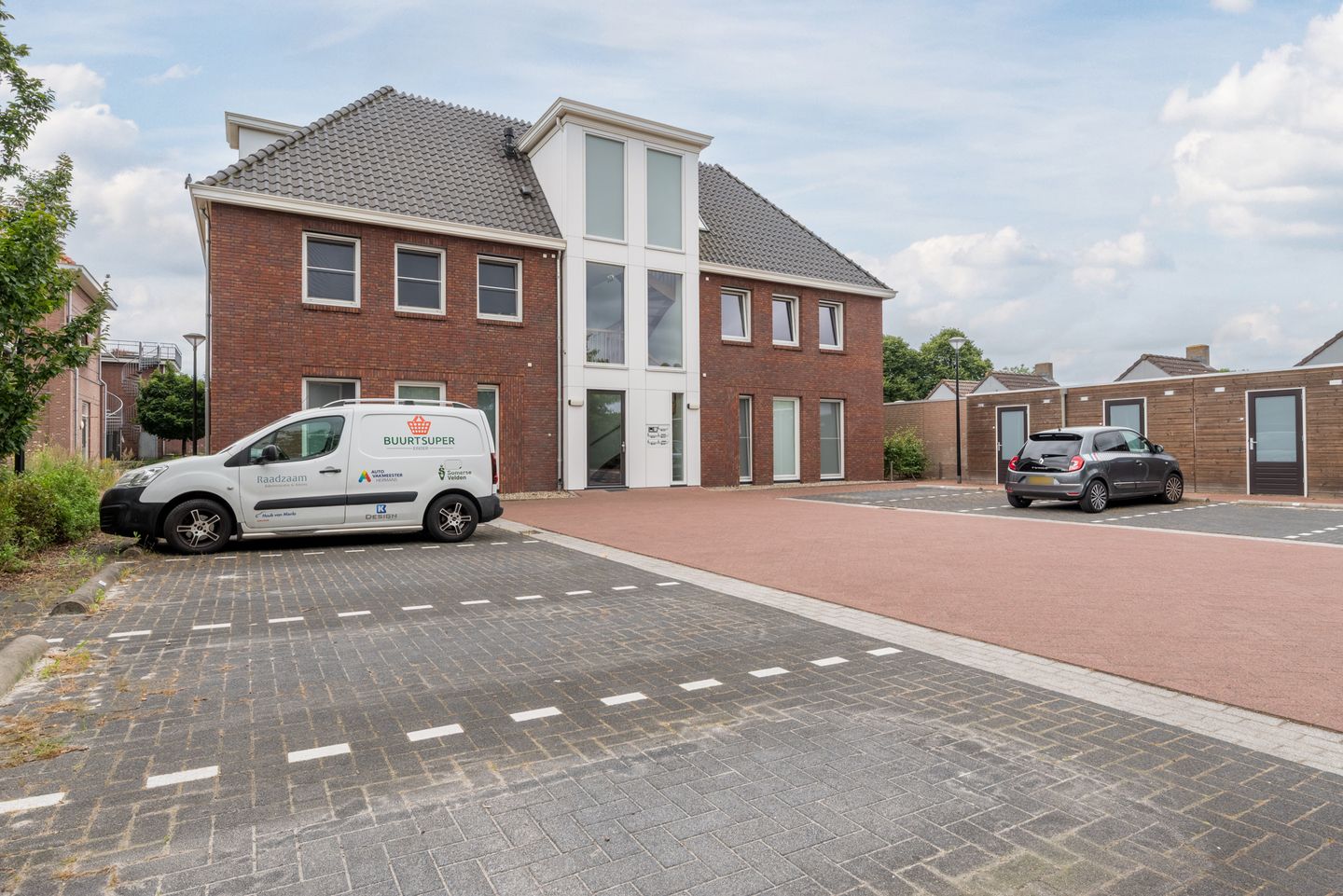 Photo 35 of Nieuwendijk 28-G