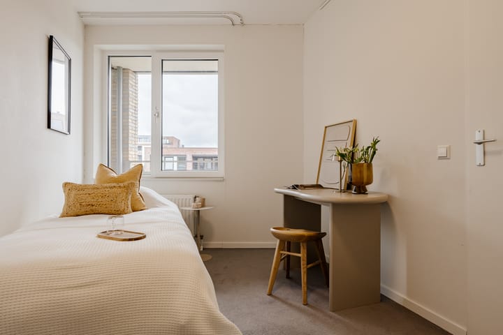 Appartement te koop: Berlagelaan 48, Haarlem