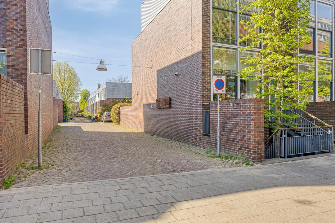 Photo 56 of de Ruyterstraat 135