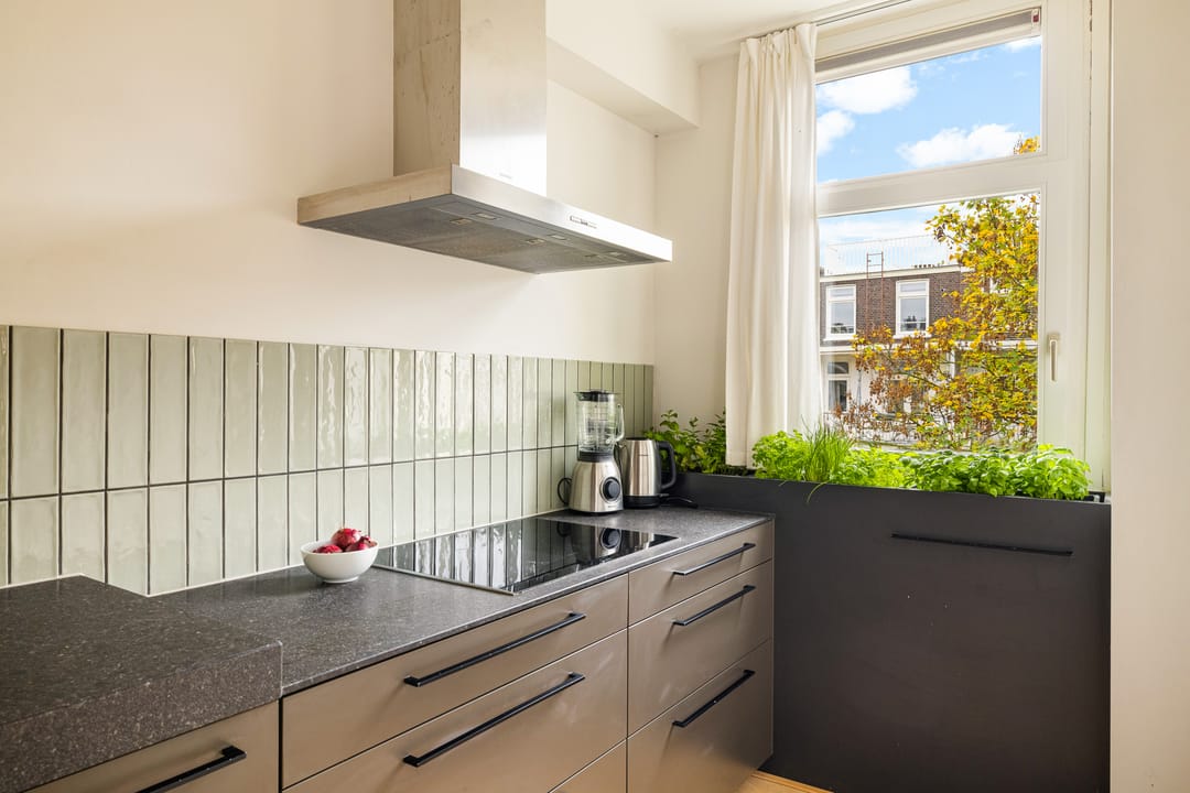 Photo 7 of Joan Melchior Kemperstraat 105-3