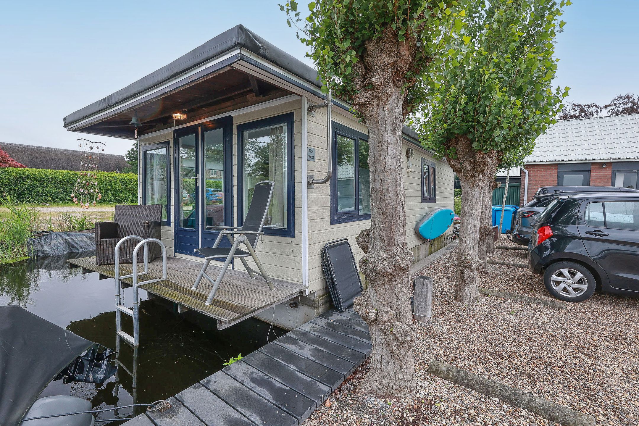 1-bedroom freehold villa in Aalsmeer — photo 1 of 5