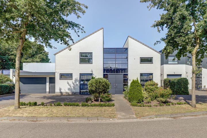 Breedijk 20-22, Helmond