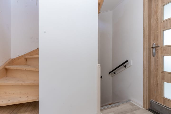 Tussenwoning te koop: Pampusstraat 45, Rijsenhout