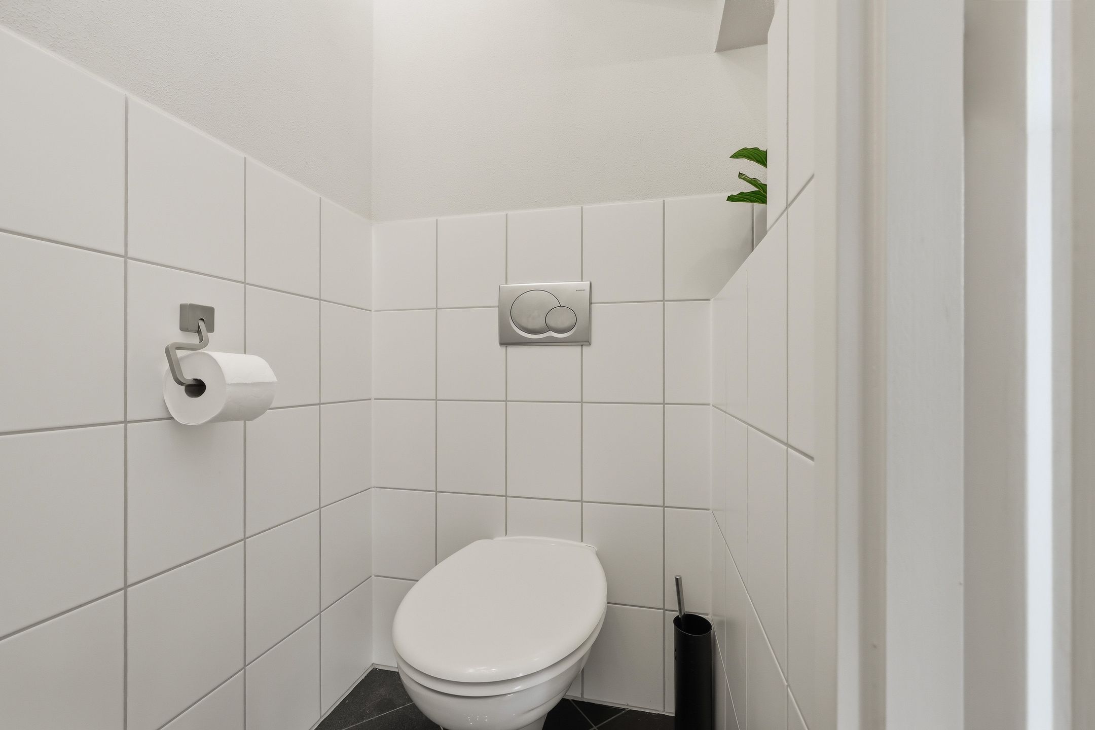 Photo 9 of Hoefbladstraat 4