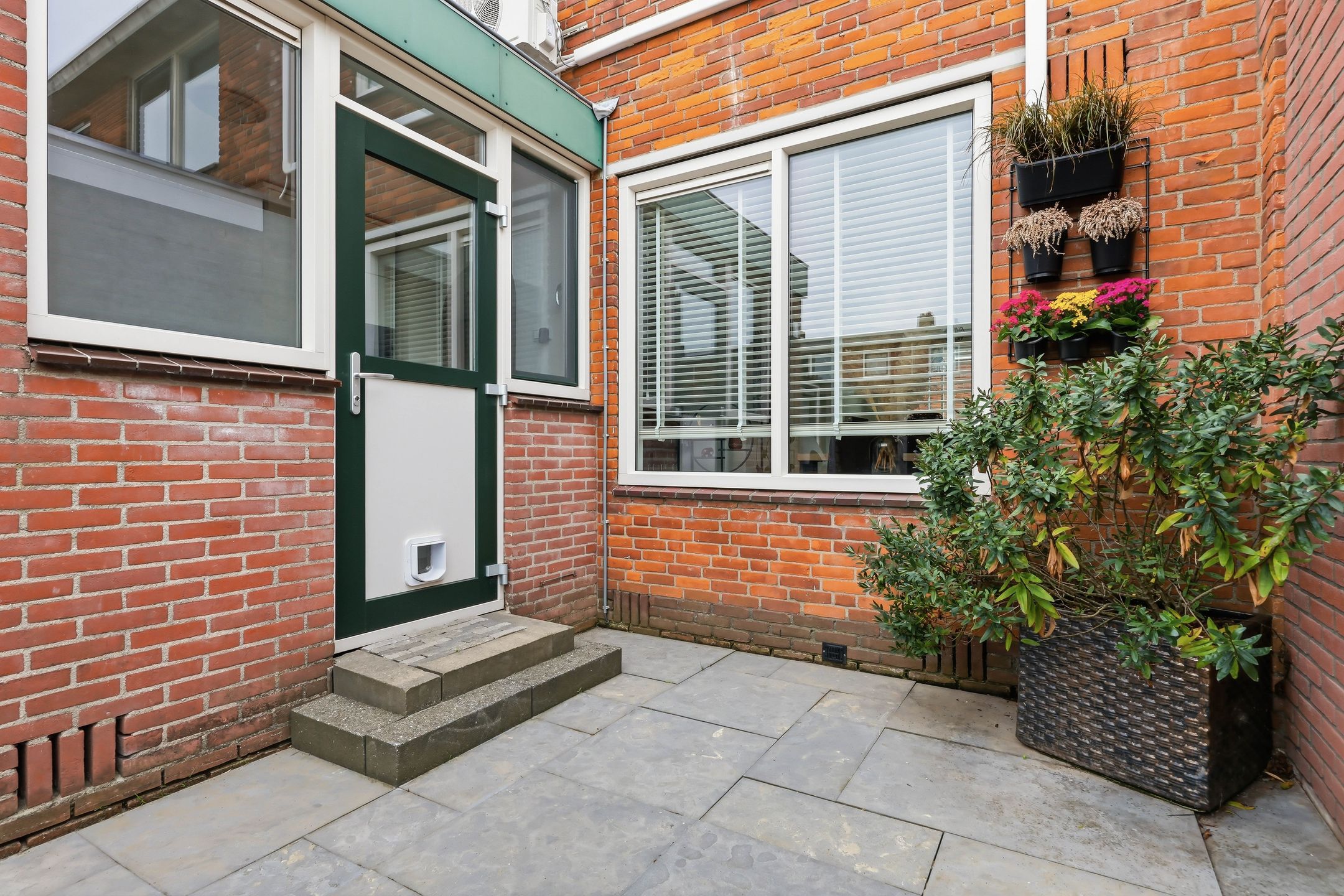 Photo 24 of Hoefbladstraat 4