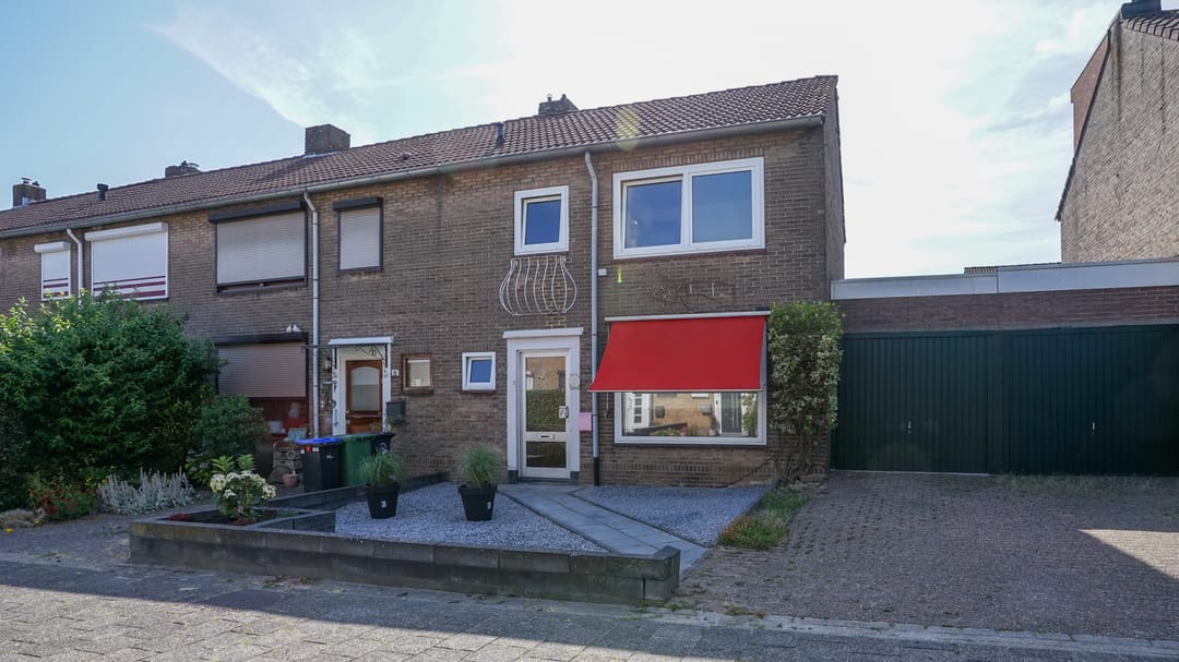 Foto 1 van Pasteurstraat 8