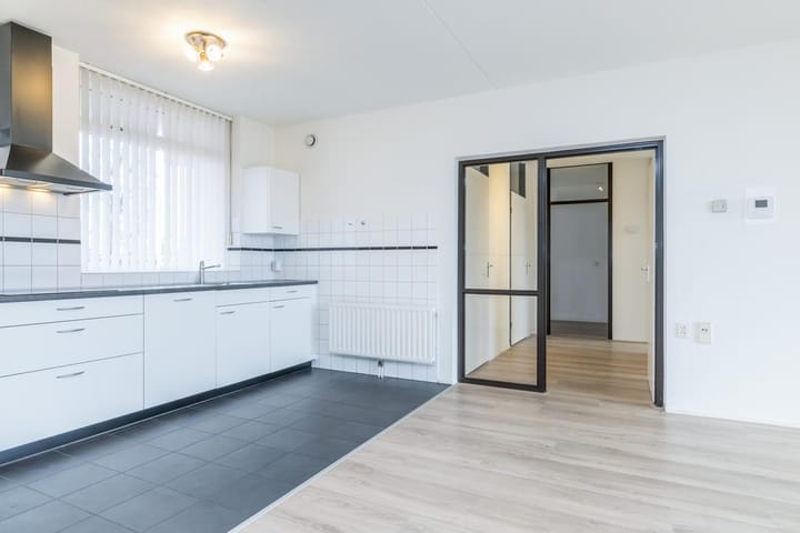 Appartement te koop: De Heugden 51, Heerlen