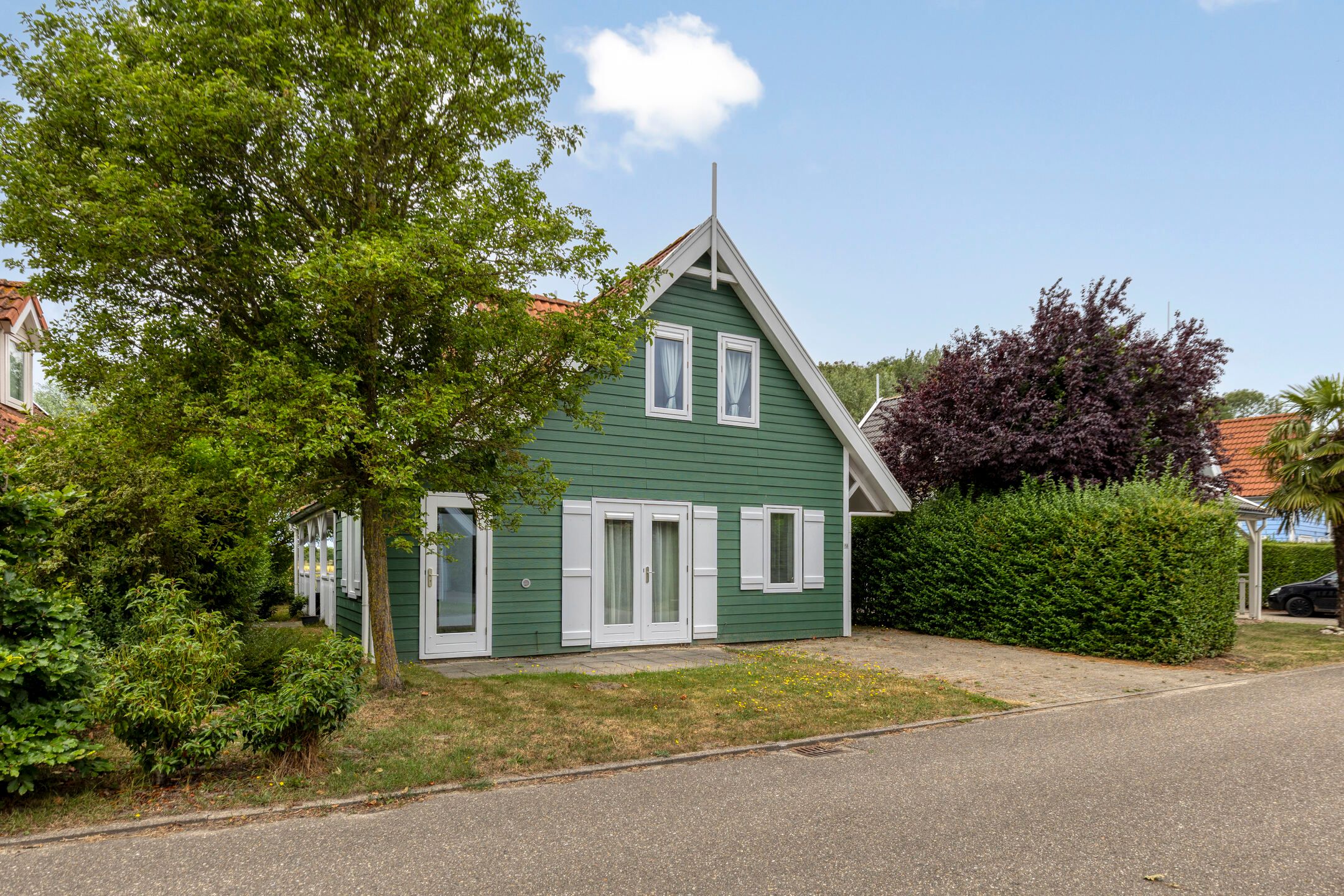 4-bedroom freehold villa in Bruinisse — photo 2 of 5