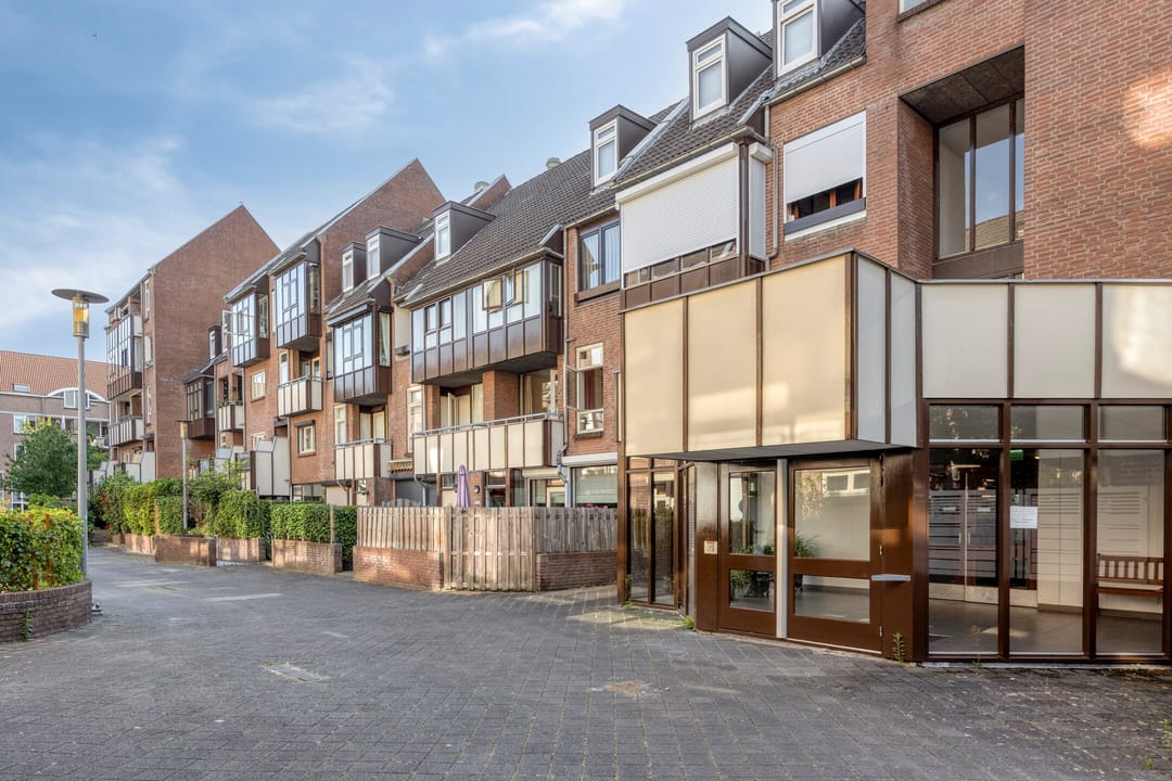 Photo 22 of Coxstraat 23-B