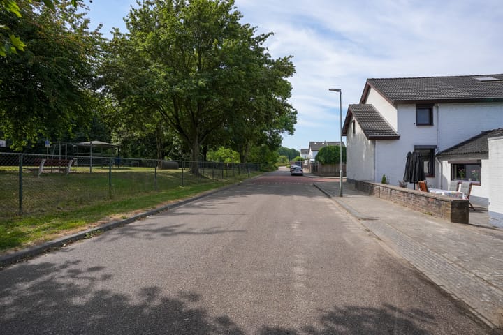 Foto 4 van Witte Kastanjelaan 12