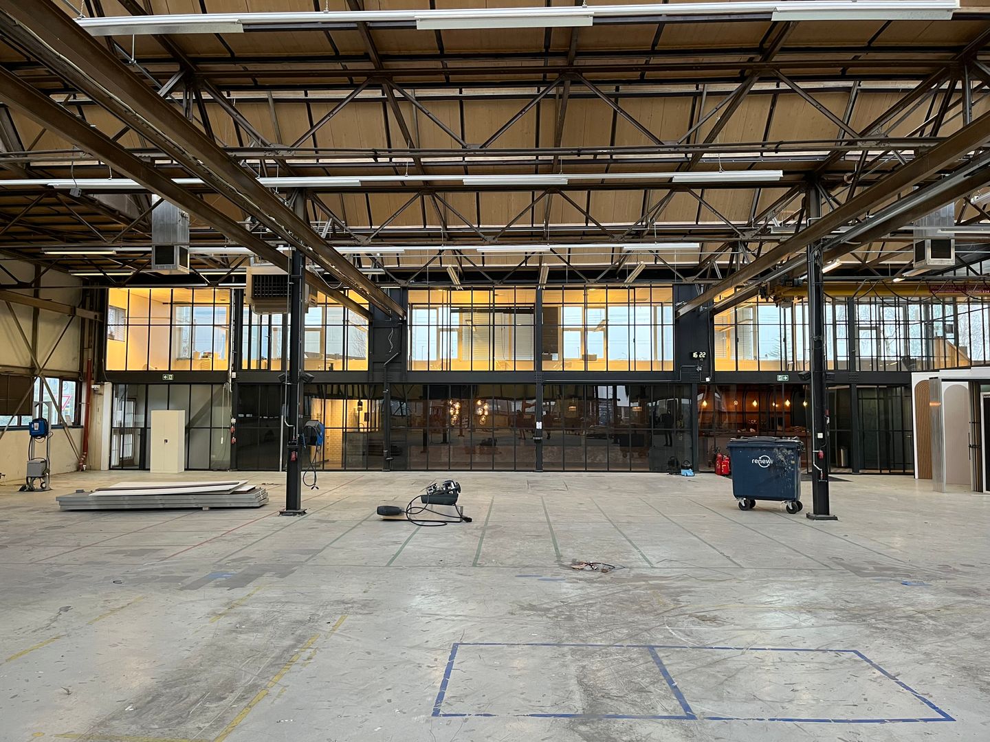 Bekijk foto 3 van Industrieweg 20
