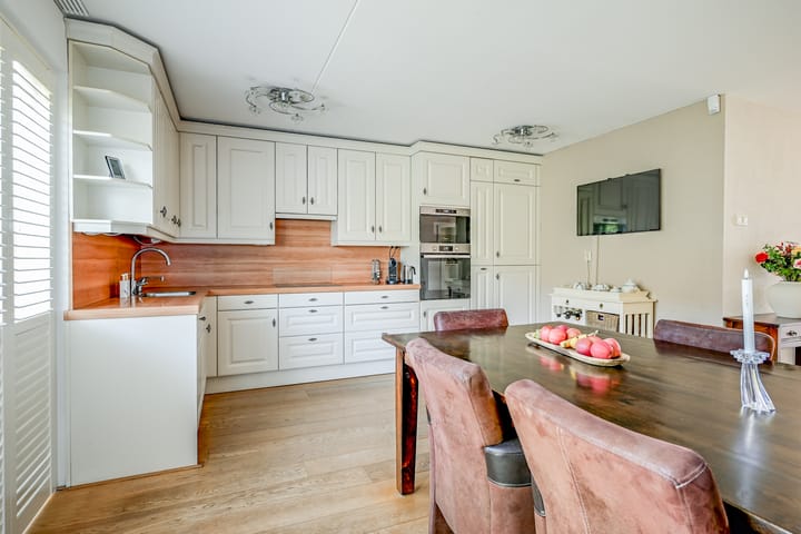 Hoekwoning te koop: Waghenaerdreef 38, Bergschenhoek