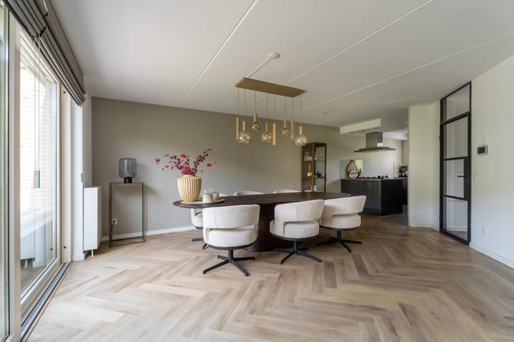 Tussenwoning te koop: Nicolaas Verschoorstraat 5, Hellevoetsluis