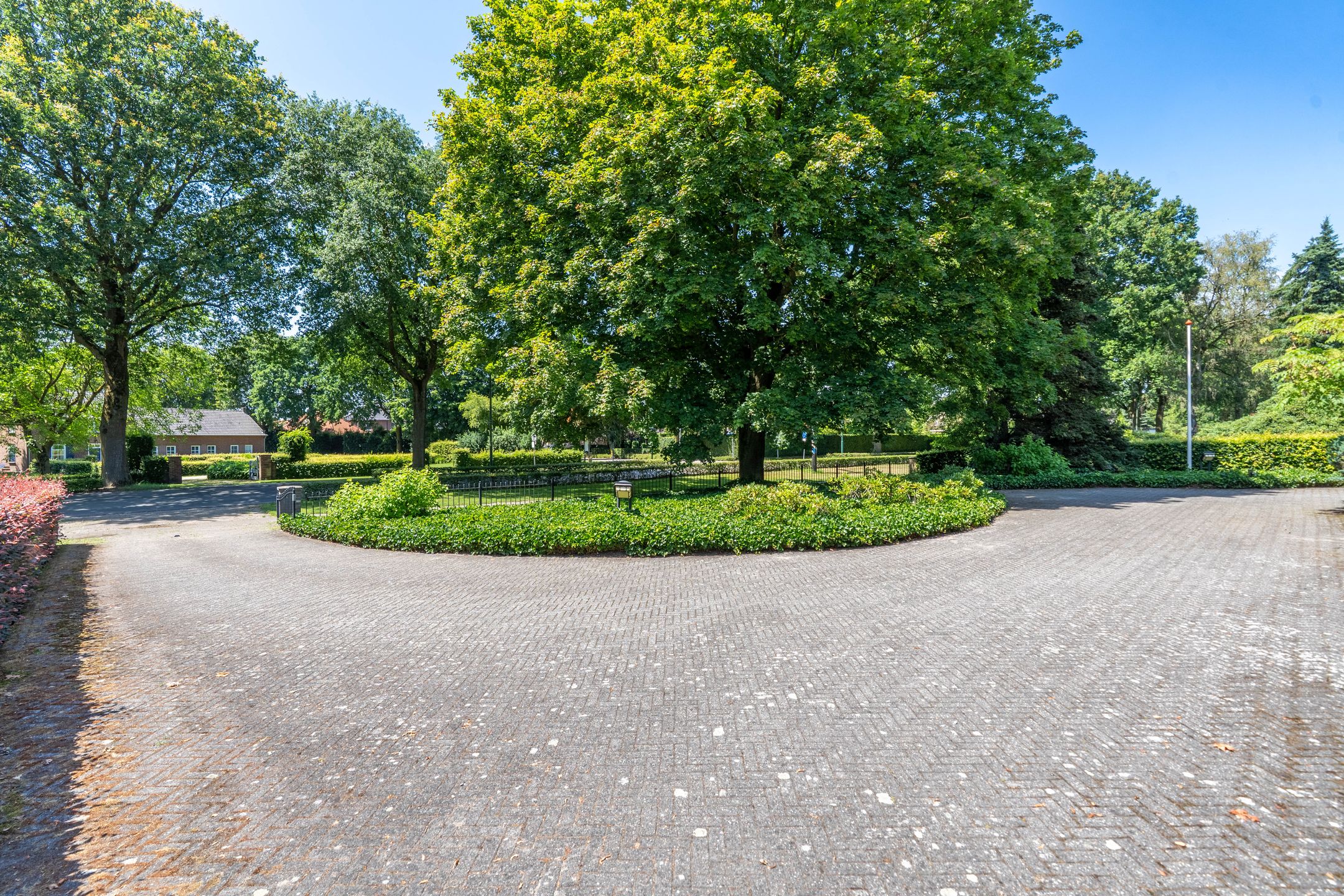 Photo 81 of Venrayseweg 13-A