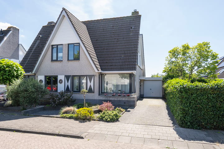 Sleedoornhof 2