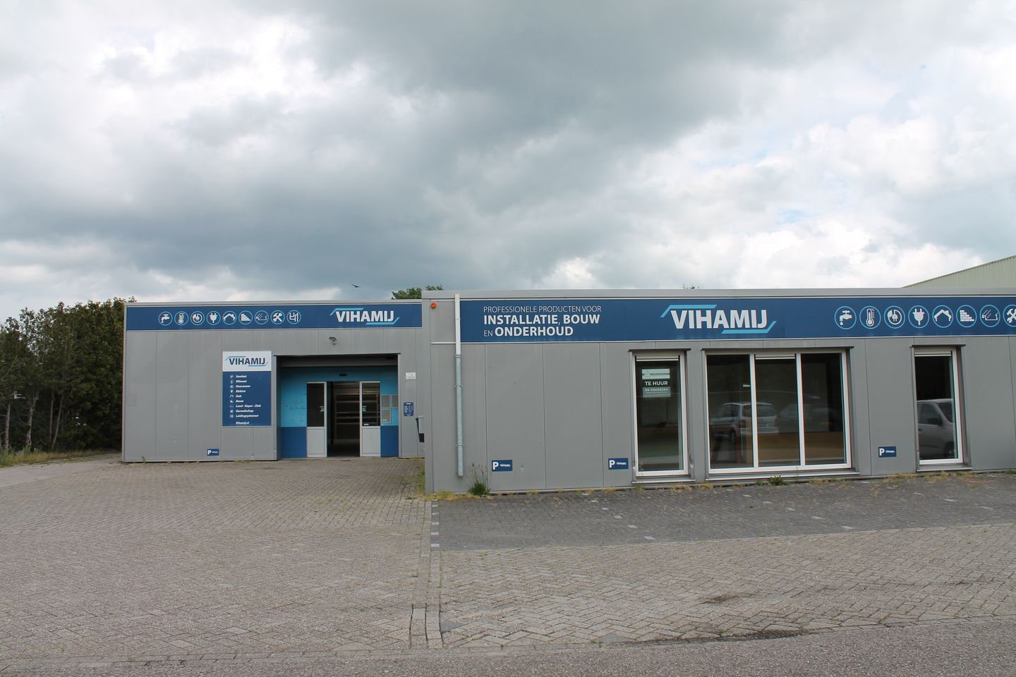 View photo 2 of Michael Strogoffstraat 7-A