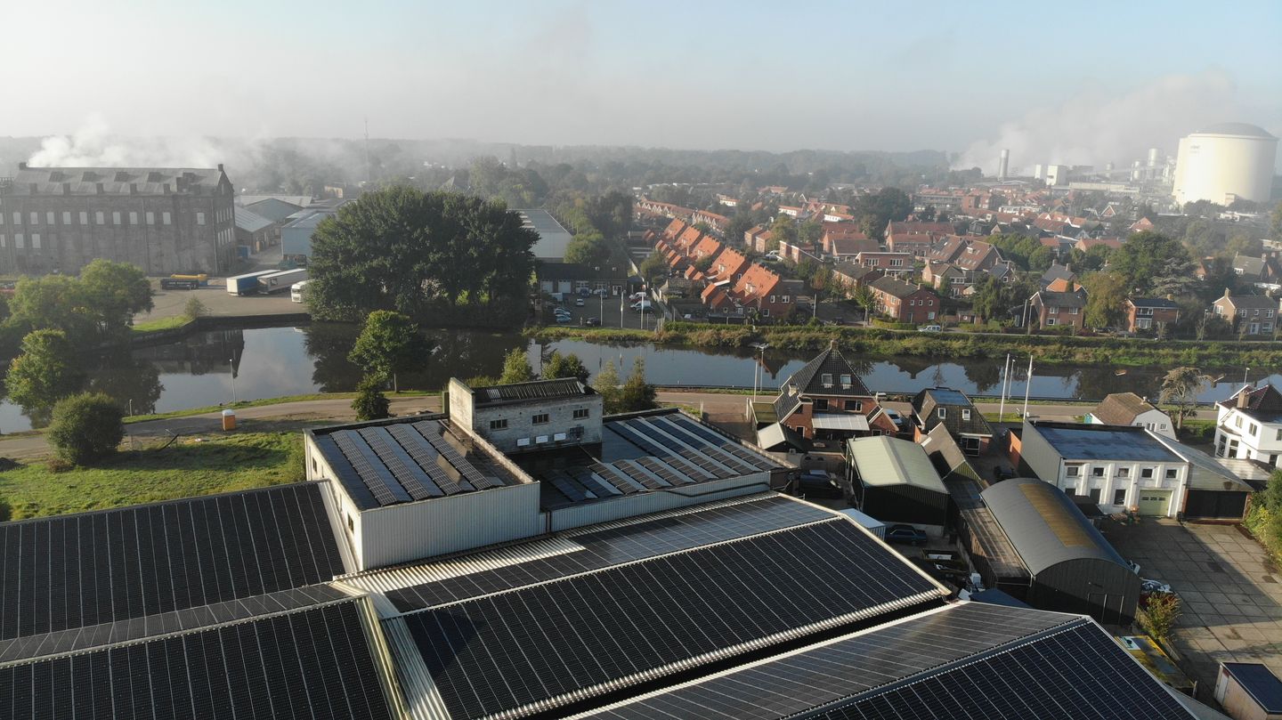 View photo 3 of Hoendiep 160