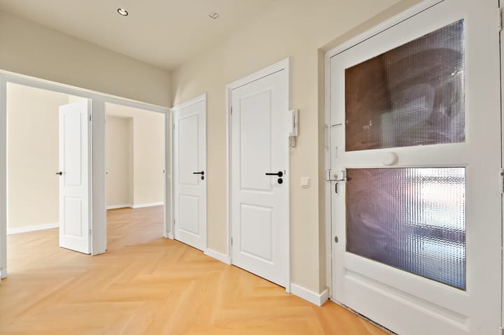 Appartement te koop: Cornelis Houtmanstraat 84, 'S-Gravenhage