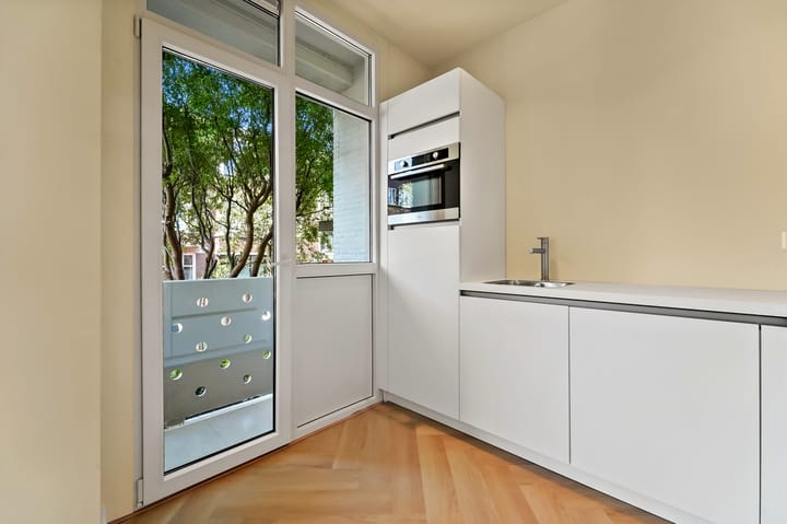 Appartement te koop: Cornelis Houtmanstraat 84, 'S-Gravenhage