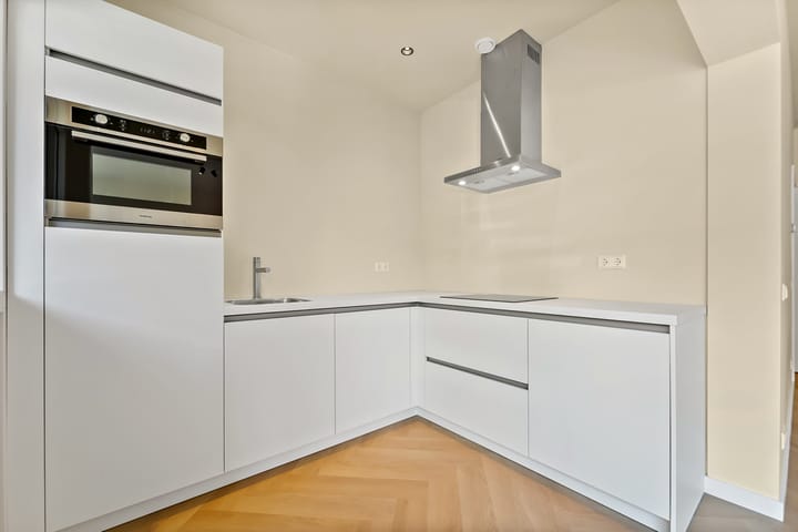 Appartement te koop: Cornelis Houtmanstraat 84, 'S-Gravenhage