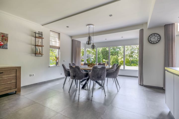 Vrijstaande woning te koop: De Vliegert 18, Hapert
