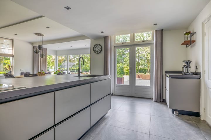 Vrijstaande woning te koop: De Vliegert 18, Hapert