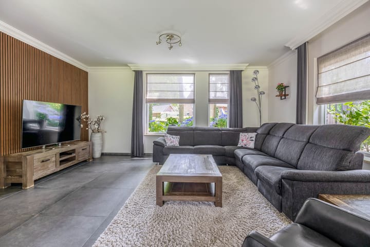 Vrijstaande woning te koop: De Vliegert 18, Hapert
