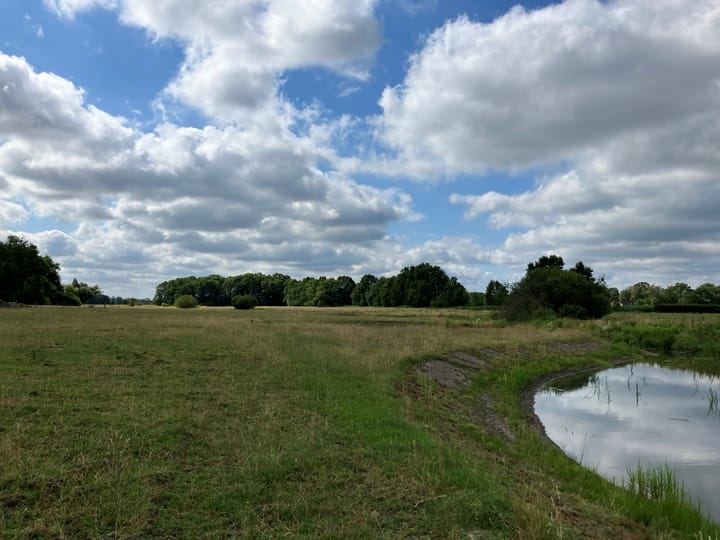 Bruggerhuizen, Leende