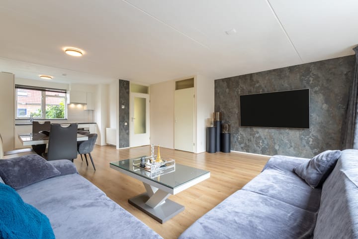 Photo 3 of Louis van Gasterenstraat 194