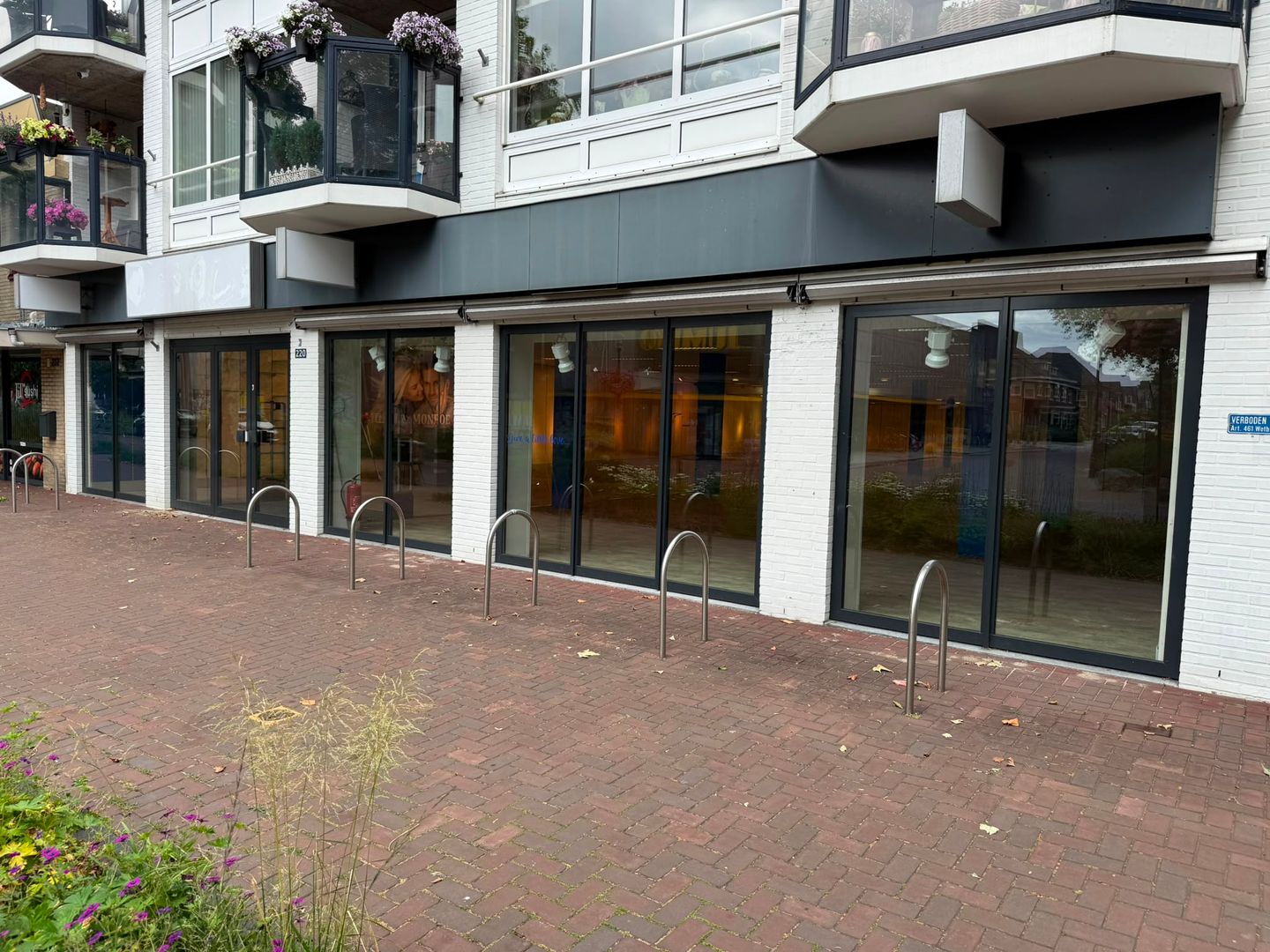 View photo 1 of Grotestraat 220