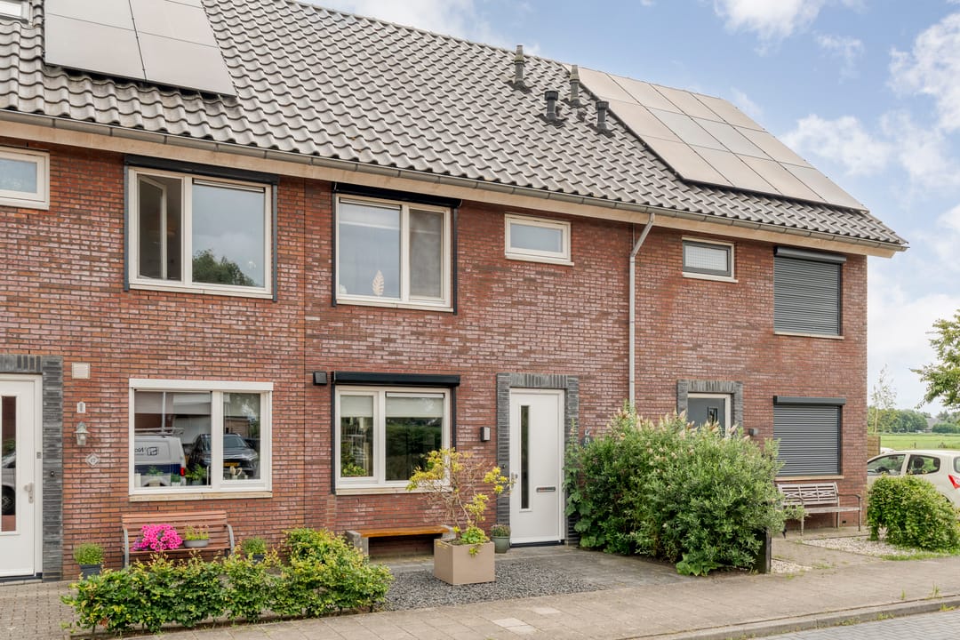 Foto 1 van Vlier 19
