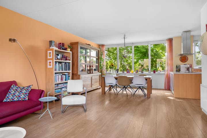 Tussenwoning te koop: Bergsingel 61, Deventer
