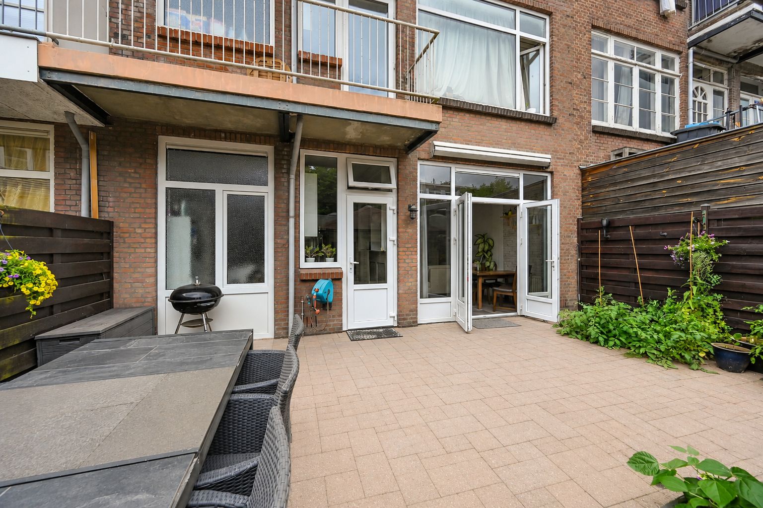 Photo 15 of Stuyvesantstraat 127
