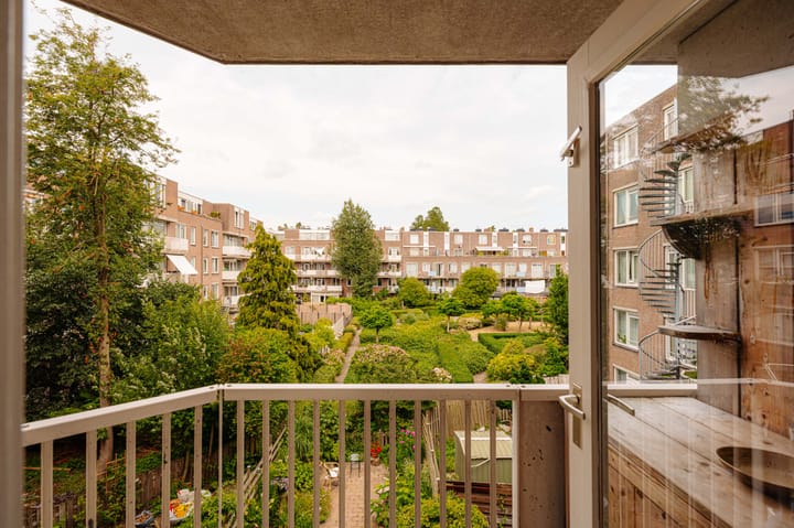 Appartement te koop: Spitsbergenstraat 87, Amsterdam
